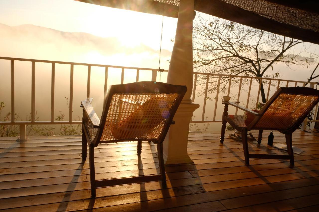 Welikande Yoga Retreats Hotel ดิกานา ภายนอก รูปภาพ