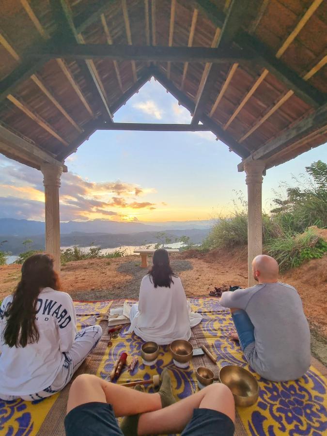 Welikande Yoga Retreats Hotel ดิกานา ภายนอก รูปภาพ